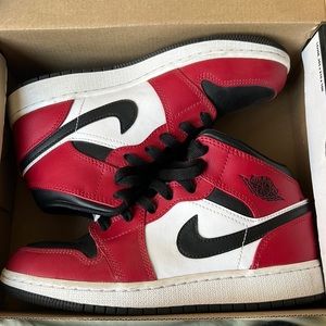Air Jordan 1 Mid (GS)